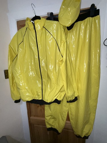 Mens rapper ali - 90's, yellow