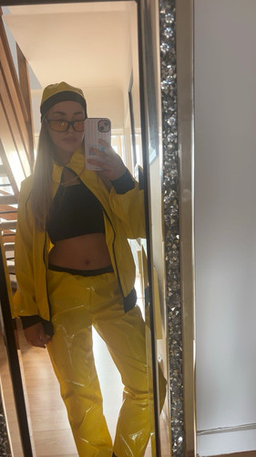 Ali full outfit also - ali, g